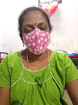 Snapshot of umashreetamil chatting on 03.05.26 umashreetamil online show from 03.05.26