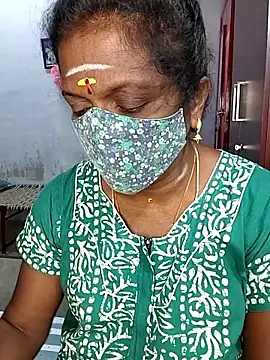 Snapshot of umashreetamil chatting on 03.16.26 umashreetamil online show from 03.16.26