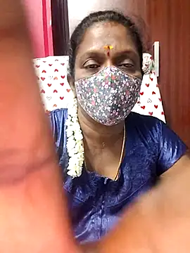 Snapshot of umashreetamil chatting on 03.19.26 umashreetamil online show from 03.19.26