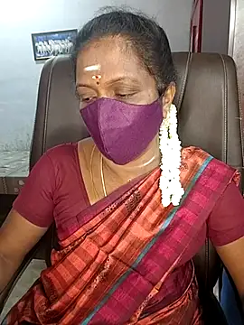 Snapshot of umashreetamil chatting on 03.29.26 umashreetamil online show from 03.29.26