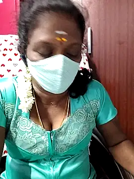 Snapshot of umashreetamil chatting on 03.29.26 umashreetamil online show from 03.29.26