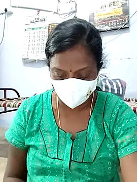 Snapshot of umashreetamil chatting on 04.01.26 umashreetamil online show from 04.01.26