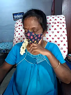 Snapshot of umashreetamil chatting on 04.11.26 umashreetamil online show from 04.11.26