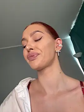 LittleFox    online show from 09.15.25