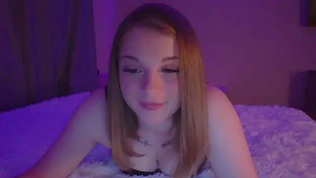 Star Girlish online show from 09.18.25