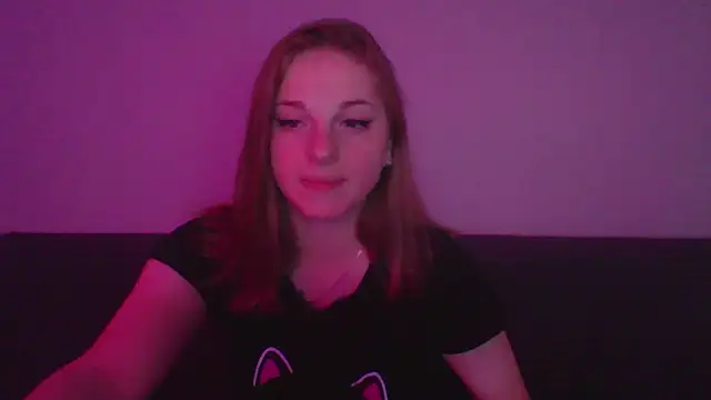 Star Girlish online show from 11.05.25