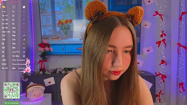 ElfredaTupy online show from 02.28.26