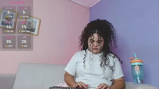 lourdes moon22 online show from 10.09.25