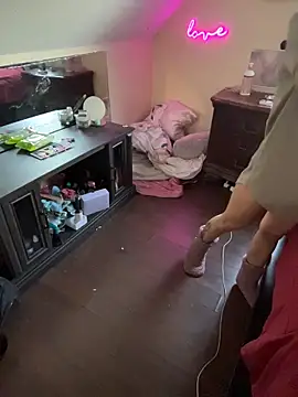 Snapshot of d3luluxx chatting on 11.30.25 d3luluxx online show from 11.30.25