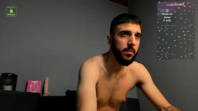 Zeyn Edwards online show from 11.05.25