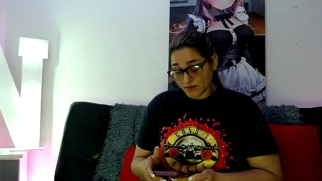 Snapshot of LAHILA_COOPERR chatting on 10.30.25 LAHILA COOPERR online show from 10.30.25