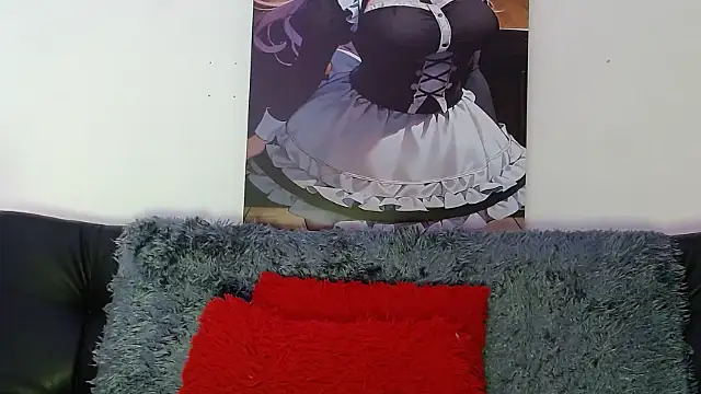 Snapshot of LAHILA_COOPERR chatting on 11.24.25 LAHILA COOPERR online show from 11.24.25