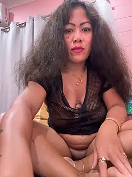 Lindarossyta online show from 11.02.25