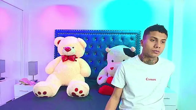 Damian and roxanne online show from 09.19.25