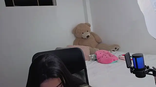 valerihouse online show from 04.12.26