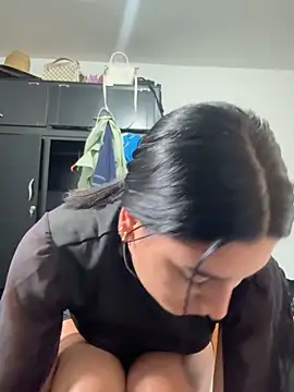 Snapshot of Scarlett_12 chatting on 09.27.25 Scarlett 12 online show from 09.27.25