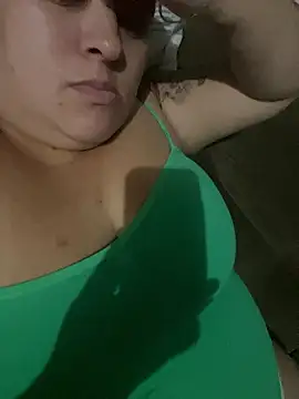 Snapshot of bruna438 chatting on 01.17.26 bruna438 online show from 01.17.26