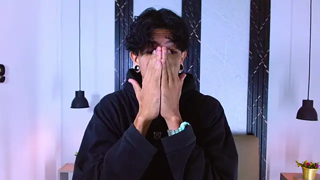 Franvill Trato online show from 09.26.25