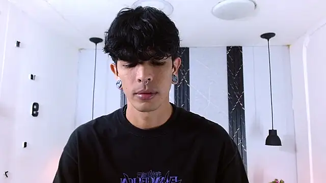 Franvill Trato online show from 11.13.25