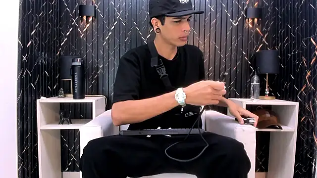 Franvill Trato online show from 11.17.25