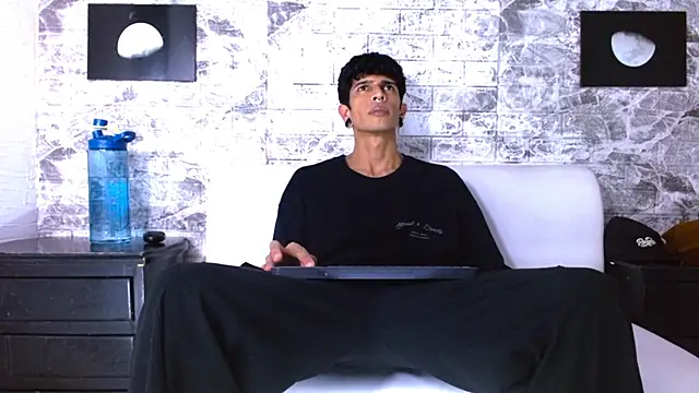 Franvill Trato online show from 02.27.26