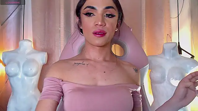 Cristal Gem1 online show from 04.16.26