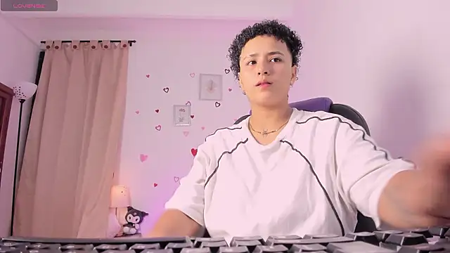 LiaaMoretzz online show from 02.20.26