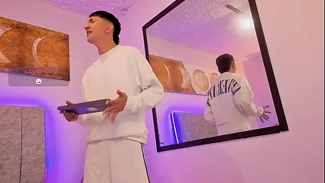 oliver mr  online show from 11.20.25