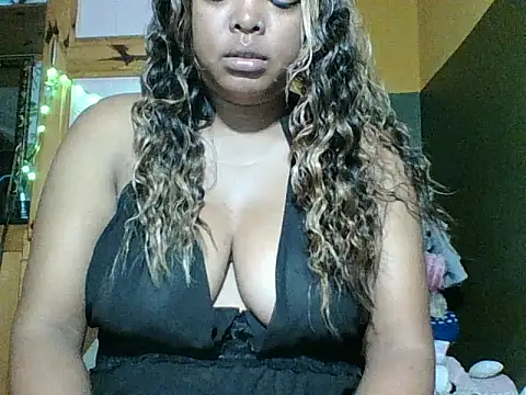 Snapshot of SEXY_METISE chatting on 02.10.26 SEXY METISE online show from 02.10.26