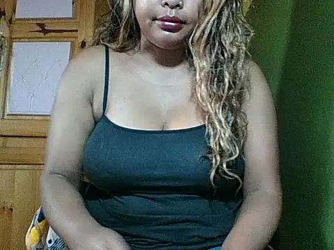 Snapshot of SEXY_METISE chatting on 02.16.26 SEXY METISE online show from 02.16.26