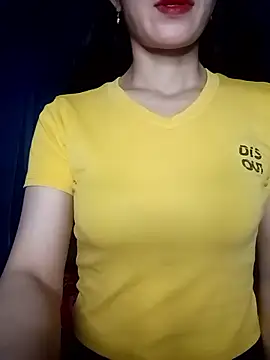 Snapshot of Vyvyy06 chatting on 09.11.25 Vyvyy06 online show from 09.11.25