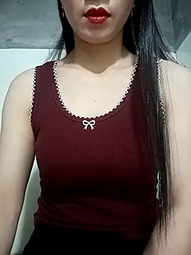 Snapshot of Vyvyy06 chatting on 09.15.25 Vyvyy06 online show from 09.15.25