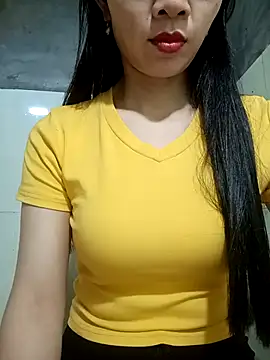 Snapshot of Vyvyy06 chatting on 10.03.25 Vyvyy06 online show from 10.03.25