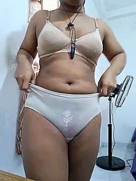 BeautyGirl sara online show from 06.18.26