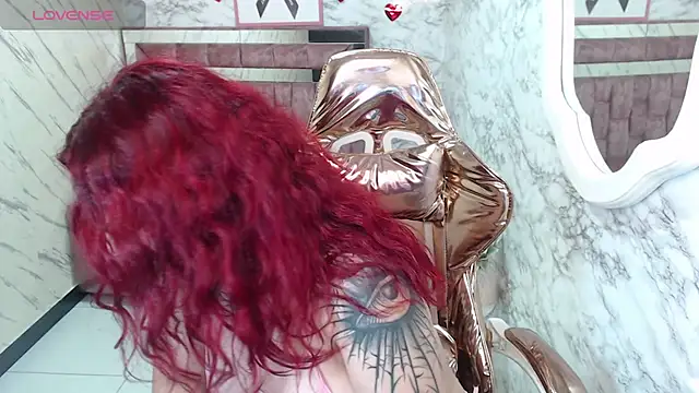 Red Bunny v online show from 12.16.25