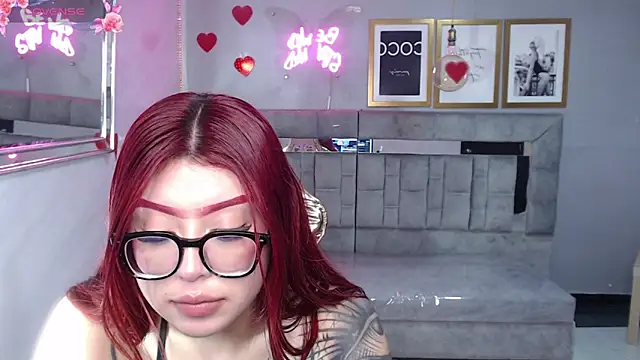 Red Bunny v online show from 03.08.26