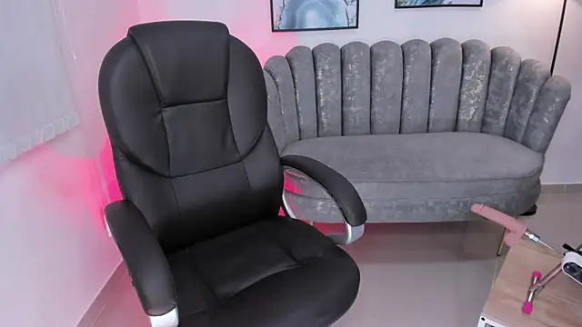 issi loren online show from 01.10.26