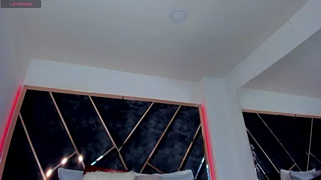 SusanaHenao online show from 10.29.25