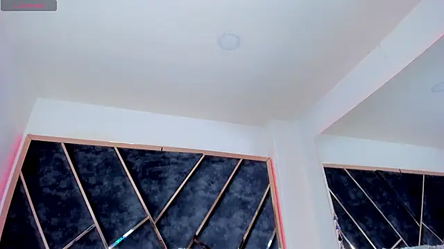 SusanaHenao online show from 11.14.25