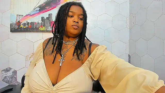 Anaa Fuentess online show from 02.13.26