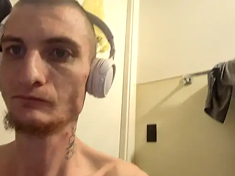 jizzyglizzy92 online show from 03.16.26