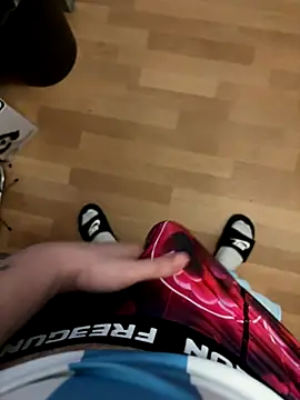 Snapshot of cook907920 chatting on 10.22.25 cook907920 online show from 10.22.25