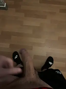 Snapshot of cook907920 chatting on 11.04.25 cook907920 online show from 11.04.25