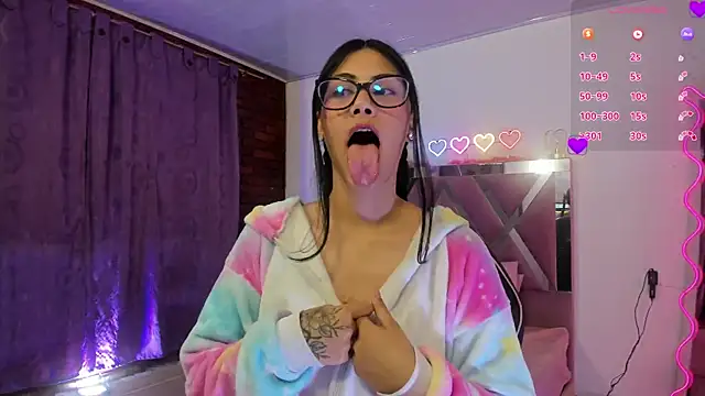 Snapshot of Babyvenu_tay chatting on 02.12.26 Babyvenu tay online show from 02.12.26