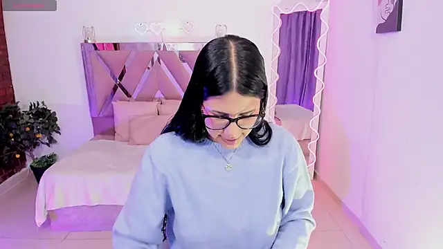 Snapshot of Babyvenu_tay chatting on 04.10.26 Babyvenu tay online show from 04.10.26