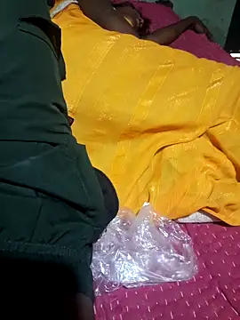 parmila203 online show from 04.17.26