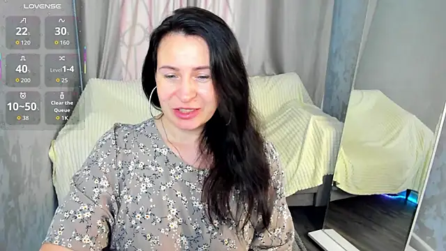Snapshot of Lea_shadom chatting on 06.13.26 Lea shadom online show from 06.13.26