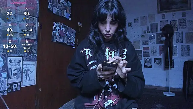 Snapshot of DiosaSexSymbol chatting on 10.11.25 DiosaSexSymbol online show from 10.11.25