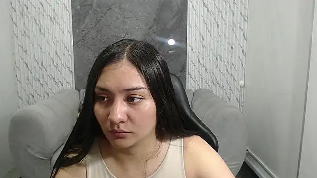 Snapshot of Ivony18_b chatting on 11.09.25 Ivony18 b online show from 11.09.25