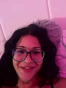 Snapshot of realjessappeal chatting on 09.30.25 realjessappeal online show from 09.30.25